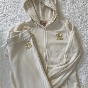 Girls Juicy Couture Jogging Set!